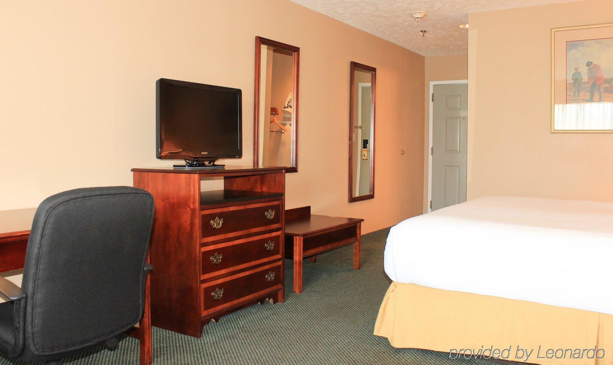 Holiday Inn Express Kilmarnock Esterno foto