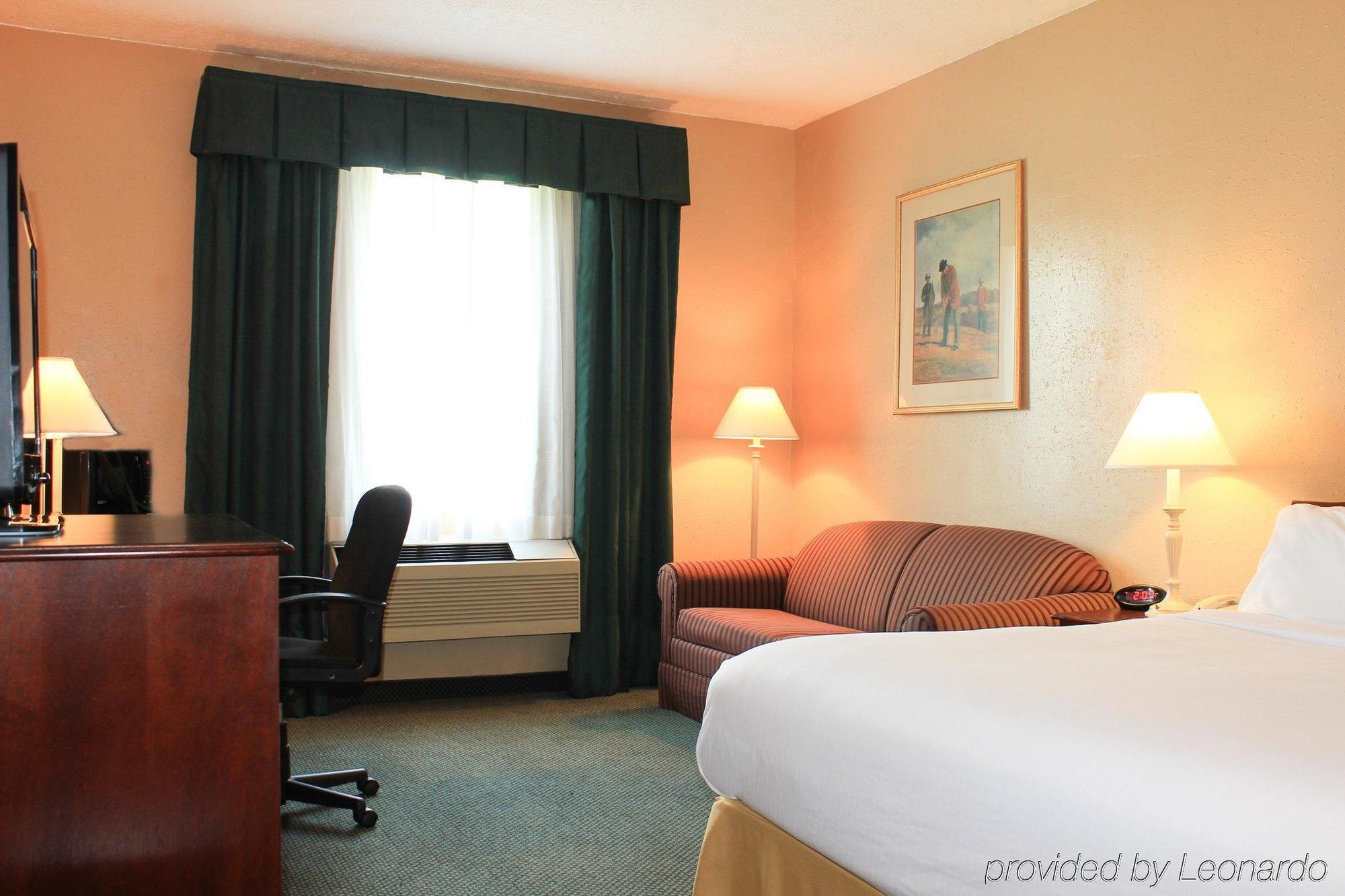 Holiday Inn Express Kilmarnock Esterno foto