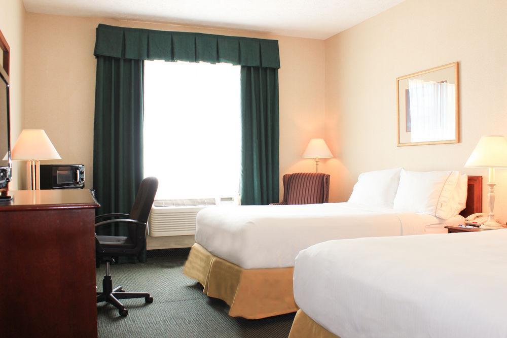 Holiday Inn Express Kilmarnock Esterno foto